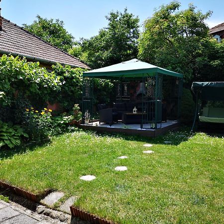 Villa-Hotel Escala Kluż-Napoka Zewnętrze zdjęcie