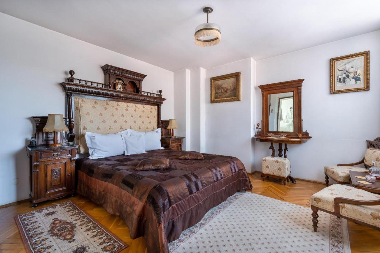 Villa-Hotel Escala Kluż-Napoka Zewnętrze zdjęcie