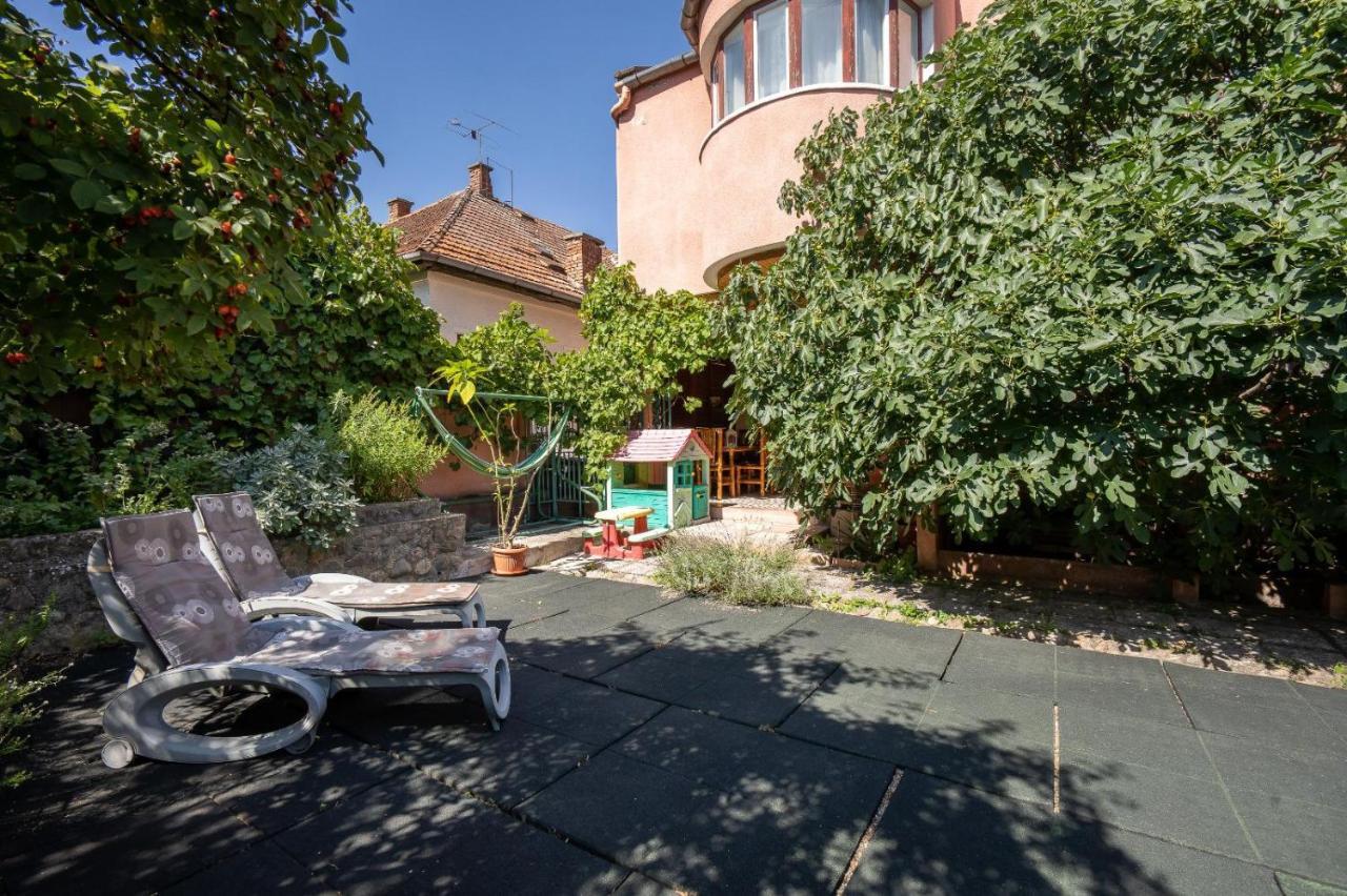 Villa-Hotel Escala Kluż-Napoka Zewnętrze zdjęcie