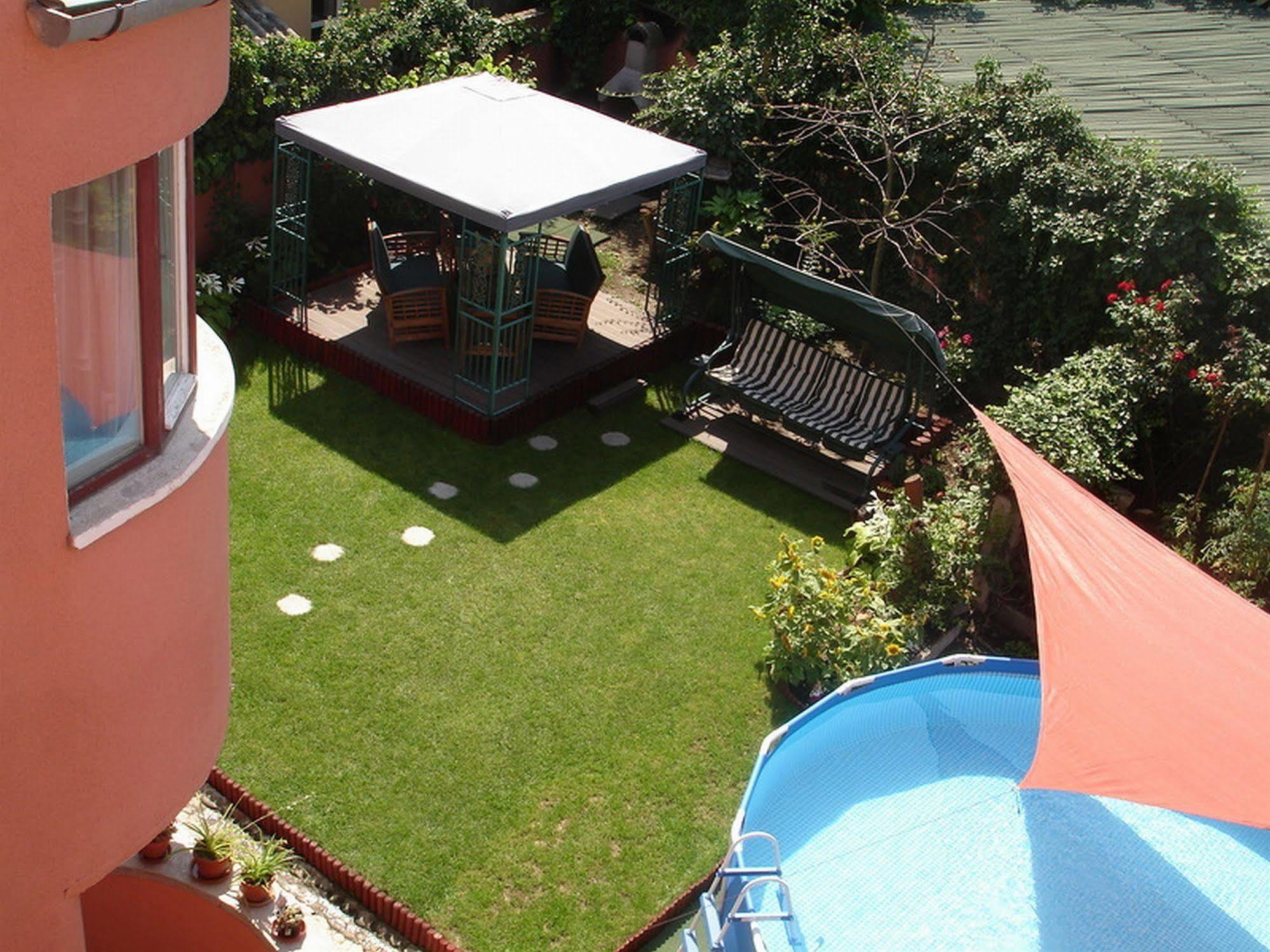 Villa-Hotel Escala Kluż-Napoka Zewnętrze zdjęcie